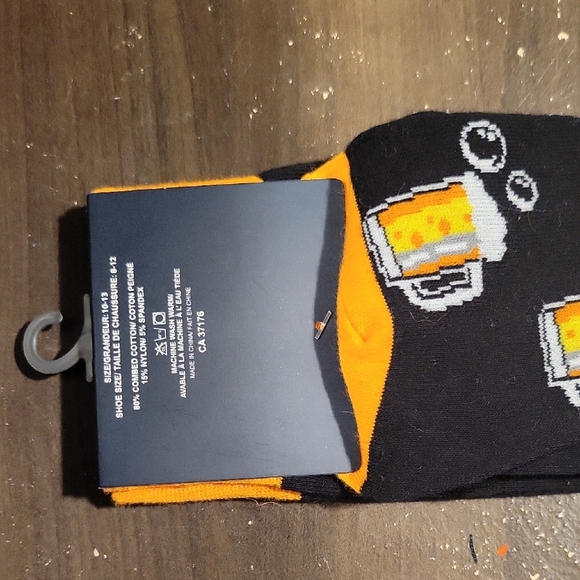 Nwt Beer Themed Socks (10-13) - Picture 2 of 6
